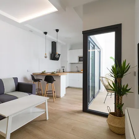 Lavish By Canariasgetaway Holiday home